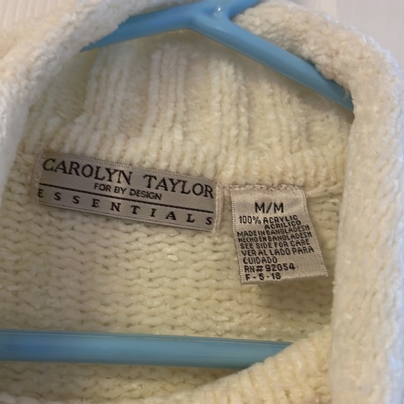 Carolyn Taylor Sweater - Picture 5 of 6